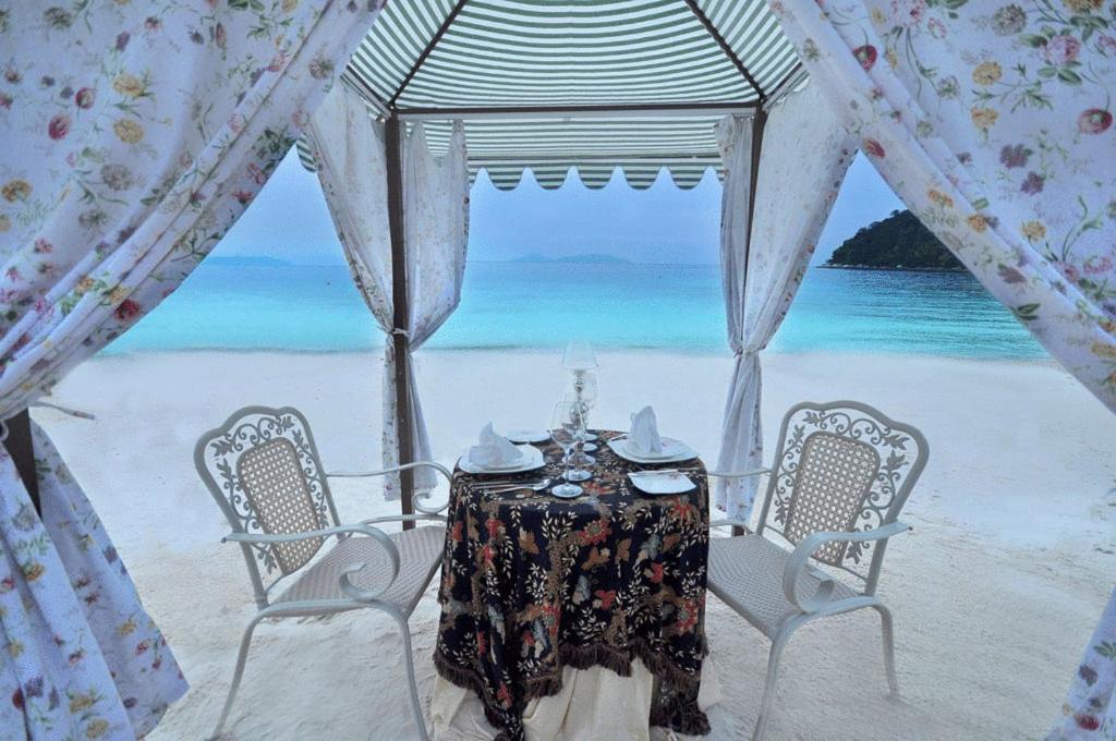 Sari Pacifica Resort & Spa, Lang Tengah Extérieur photo